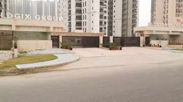 2.5 BHK Apartment – Exterior View View at Logix Blossom County, Sector 137 - for Rent