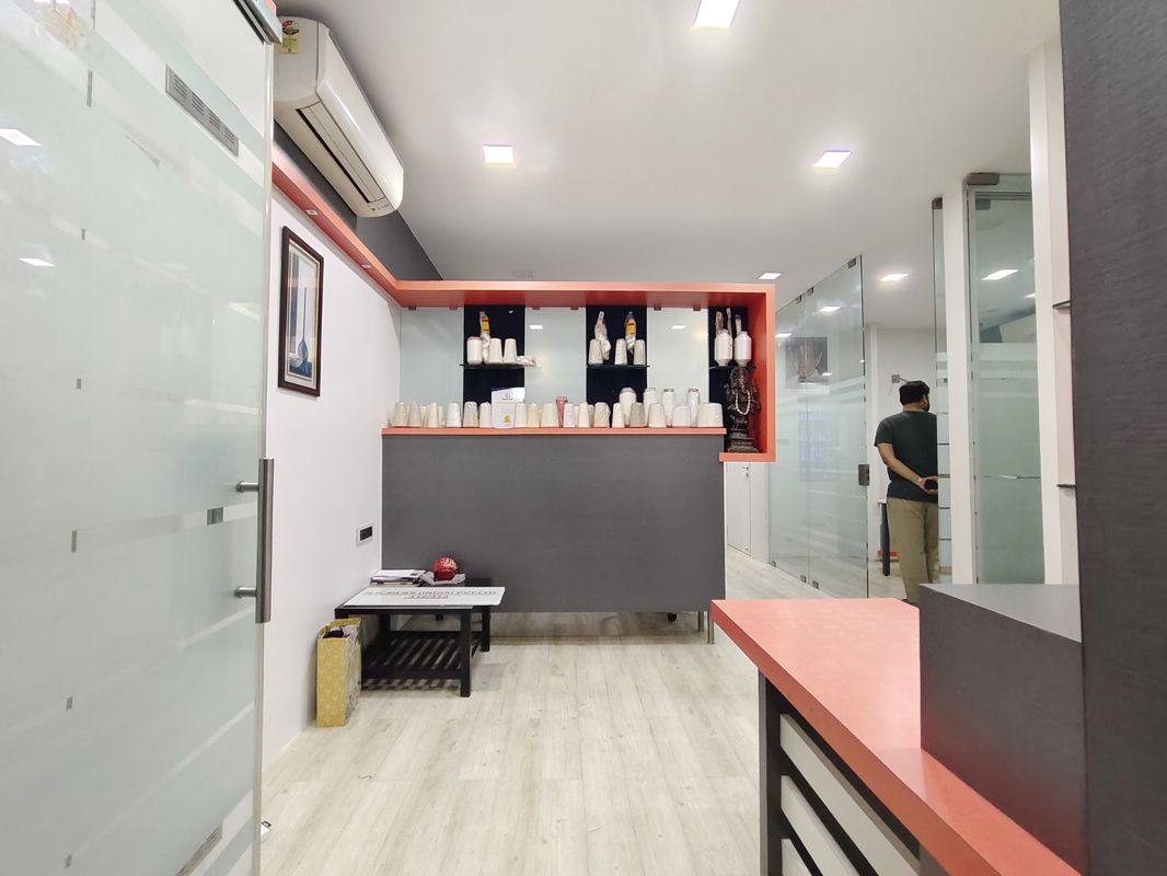 Office Space For Rent in Knox Plaza