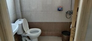 Master Bedroom in 2.5 BHK Apartment at Parsvnath Royale Floors, Uattardhona – for Rent