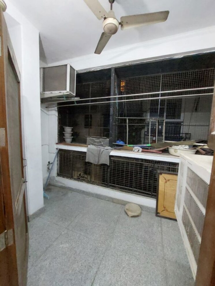 Balcony, lajpat nagar ii 1 Bedroom 500 Sq.Ft. Builder Floor In Lajpat Nagar ii Delhi 9794307