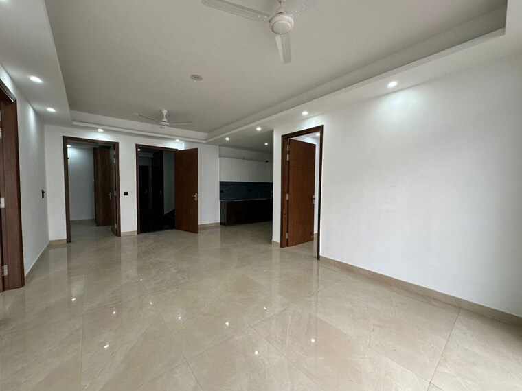 Room, saket 3 Bedroom 2000 Sq.Ft. Builder Floor In Saket Delhi 9794317