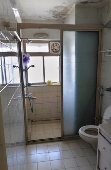 Bathroom in 3 BHK Apartment at Cuffe Parade – for Rent