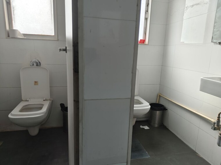 Floor Plan, express-zone Commercial Office Space 2500 Sq.Ft. In Malad East Mumbai 9794330