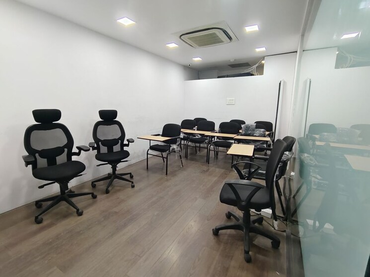 Floor Plan, express-zone Commercial Office Space 2500 Sq.Ft. In Malad East Mumbai 9794330