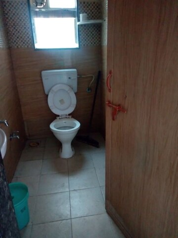 Attached Bathroom in 2 BHK Builder Floor at Camp – for Rent