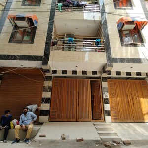 3 BHK Builder Floor – Exterior View View at Uttam Nagar West - for Sale