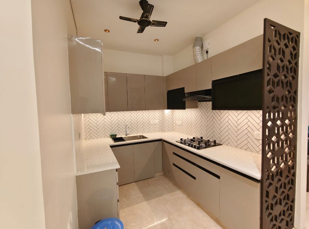 2 BHK Builder Floor For Sale in Lajpat Nagar