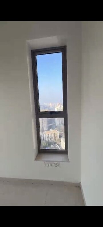 Furnished Amenities in 4 BHK Apartment at Kalpataru Paramount, Kapur Bawdi – for Sale