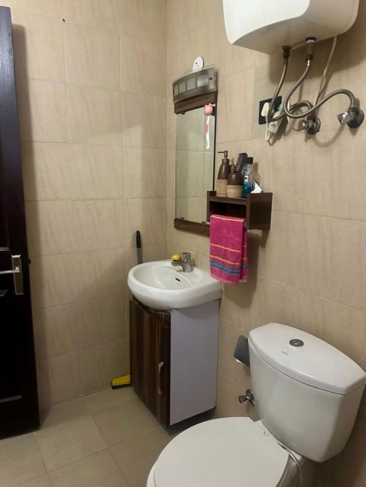 Bathroom, kw-srishti 3 Bedroom 1490 Sq.Ft. Apartment In Raj Nagar Extension Ghaziabad 9794403
