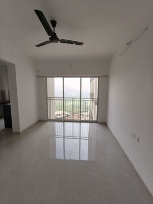 Room in 1 BHK Apartment at Godrej Vihaa, Badlapur East – for Rent