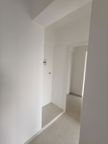 Room in 1 BHK Apartment at Godrej Vihaa, Badlapur East – for Rent