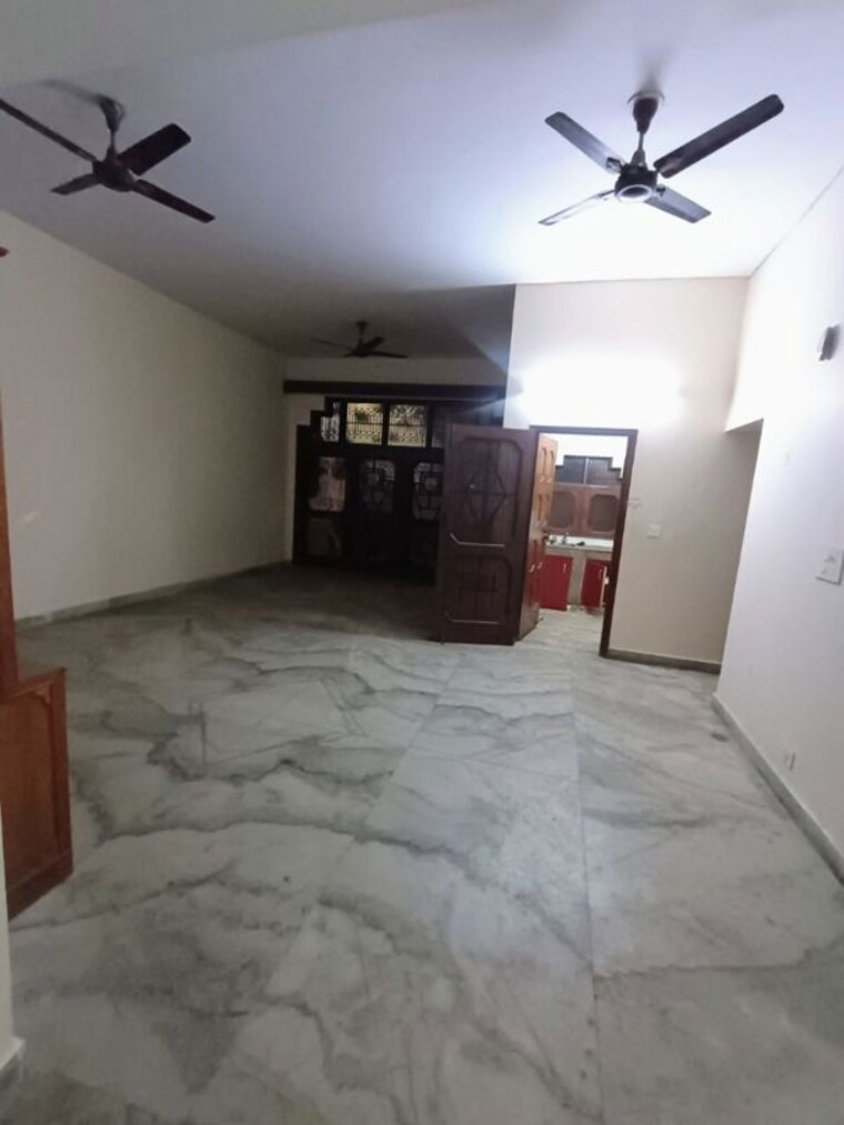 Room, rwa-apartments-sector-20 2 Bedroom 750 Sq.Ft. Builder Floor In Sector 20 Noida 9794451