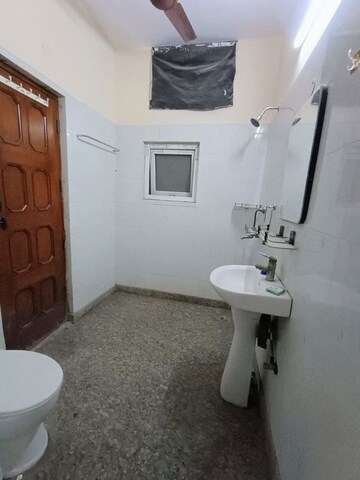 Bathroom in 2 BHK Builder Floor at RWA Apartments Sector 20, Sector 20 – for Rent