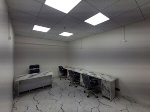  Office Space For Rent in Gaur City Mall, Sector 4 Greater Noida