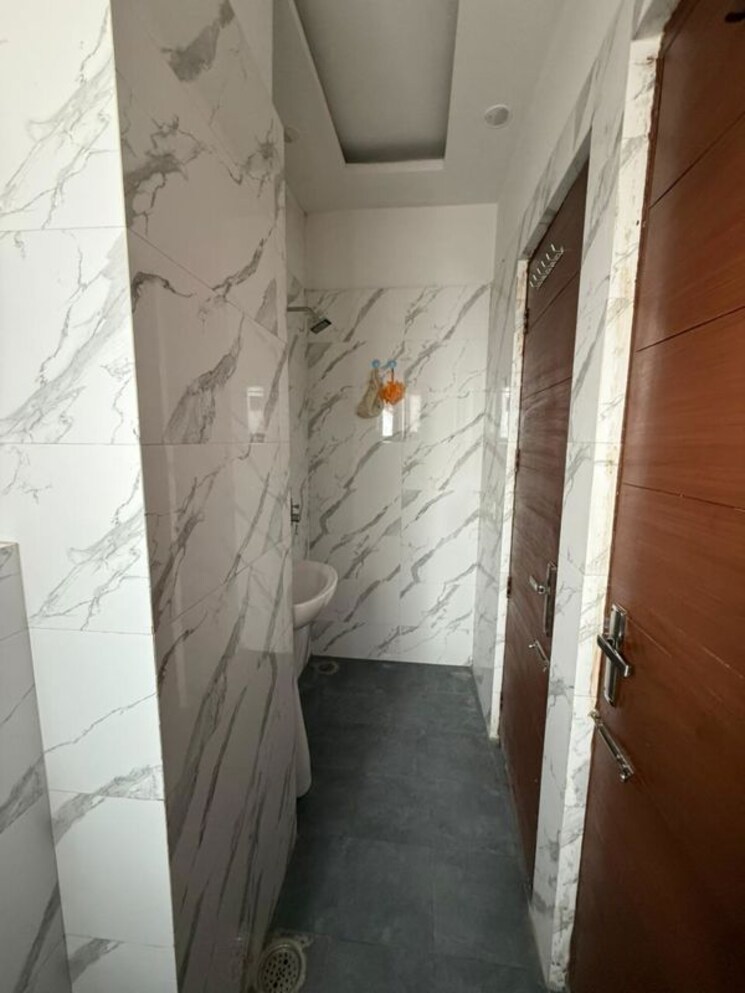 Bathroom, paradigm-business-hermitage-park 3 Bedroom 1560 Sq.Ft. Apartment In Dhakoli Zirakpur 9794143