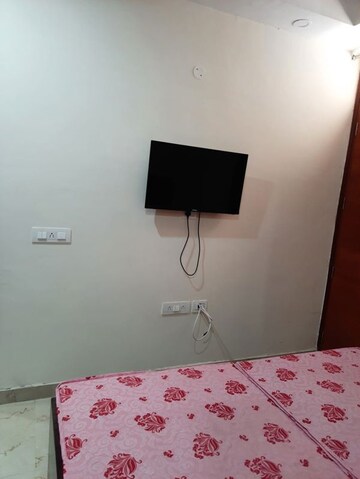 Room in 3 BHK Builder Floor at Kishanpura – for Sale