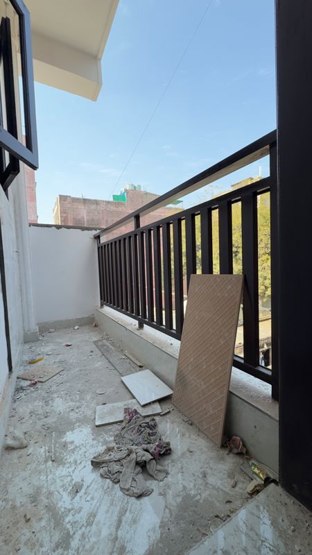 1 BHK + Servant Room Builder Floor For Rent in Chattarpur