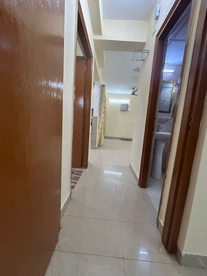 Building Lobby in 3.5 BHK Apartment at Amrapali Centurian Park, Tech Zone 4 Greater Noida – for Rent