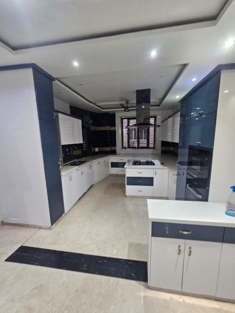 Kitchen, savita vihar 3 Bedroom 1726 Sq.Ft. Apartment In Savita Vihar Delhi 9794565