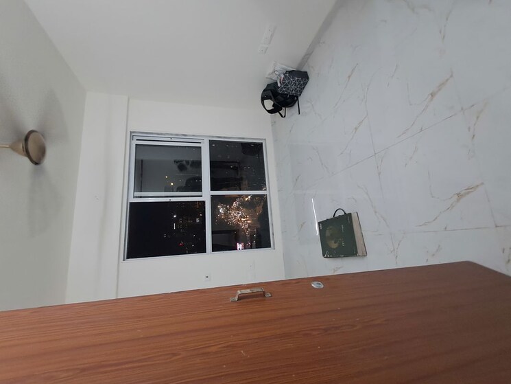 Room, dadar west 1 Bedroom 310 Sq.Ft. Apartment In Dadar West Mumbai 9794574