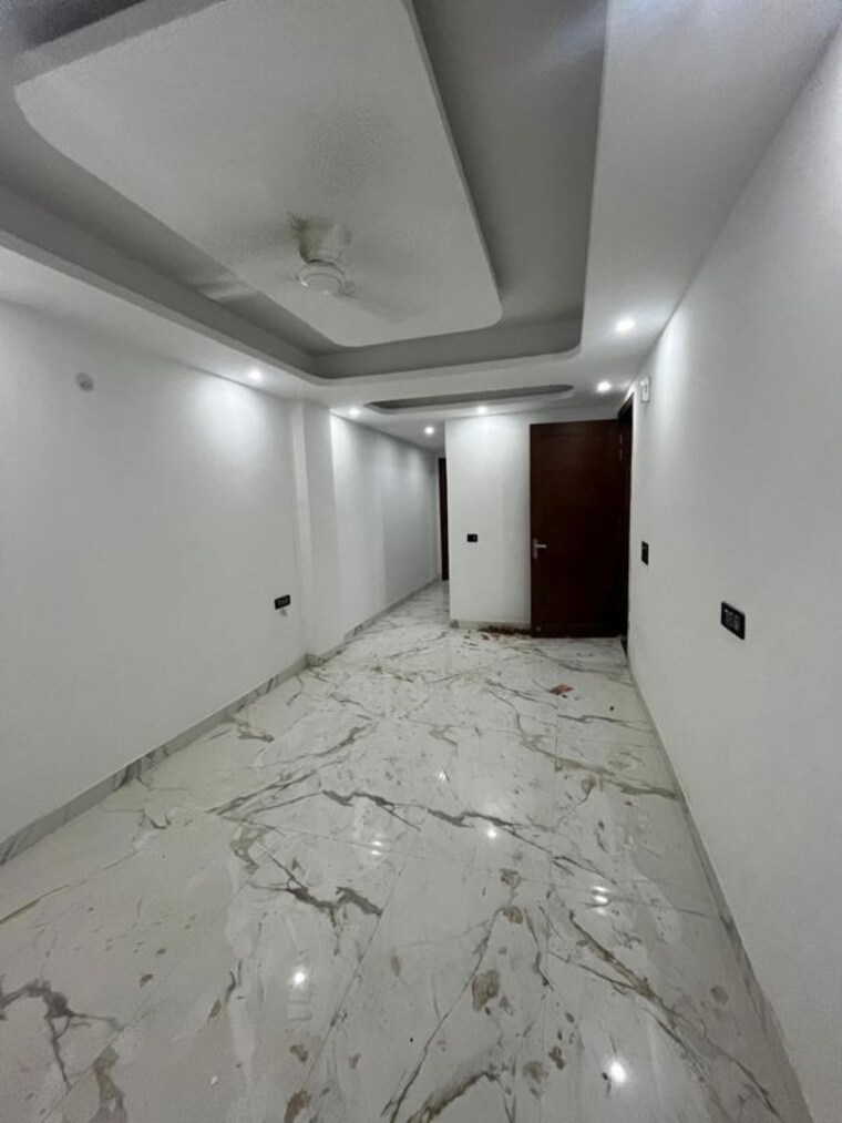 Room, saket 1 Bedroom 550 Sq.Ft. Builder Floor In Saket Delhi 9794580