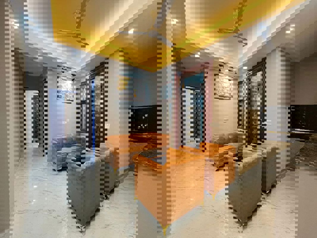 2 BHK Builder Floor For Rent in Saket