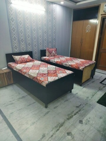 1 RK Independent House For Rent in Sector 26