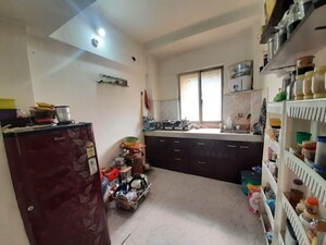 Parking in 1 BHK Apartment at Riddhi Garden, Malad East – for Rent