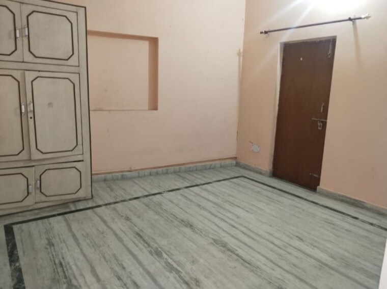 Room, vikas nagar 1 Bedroom 1820 Sq.Ft. Villa In Vikas Nagar Lucknow 9794620