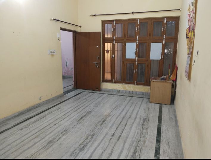 1 BHK + Study Room Villa For Rent in Vikas Nagar