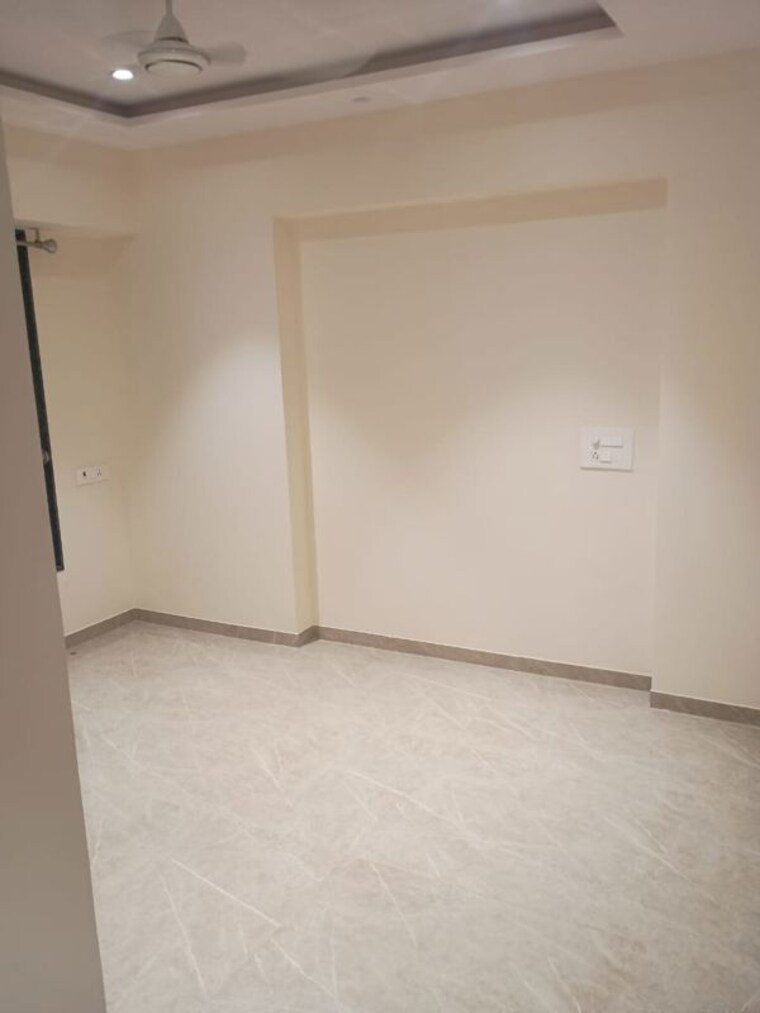 Room, thapar-suburbia 2 Bedroom 726 Sq.Ft. Apartment In Chembur Mumbai 9794636