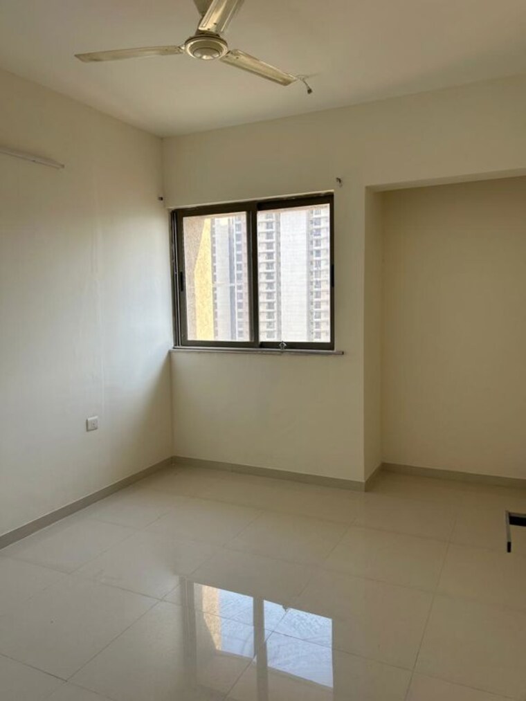 Room, lodha-amara 2 Bedroom 882 Sq.Ft. Apartment In Kolshet Road Thane 9794643