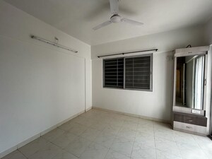 2 BHK Apartment For Rent in Vadgaon Budruk