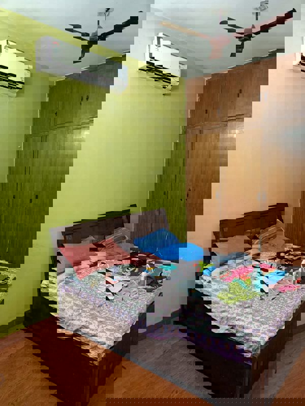 1 RkBuilder Floor For Rent in Sector 37