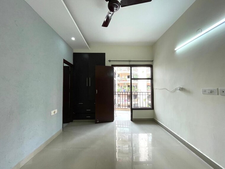Room, dhakoli 3 Bedroom 1800 Sq.Ft. Builder Floor In Dhakoli Zirakpur 9794685
