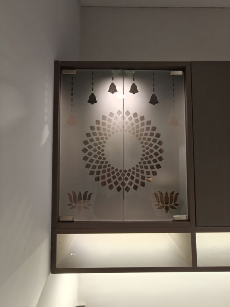 undefined, piplod Commercial Office Space 750 Sq.Ft. In Piplod Surat 9794211