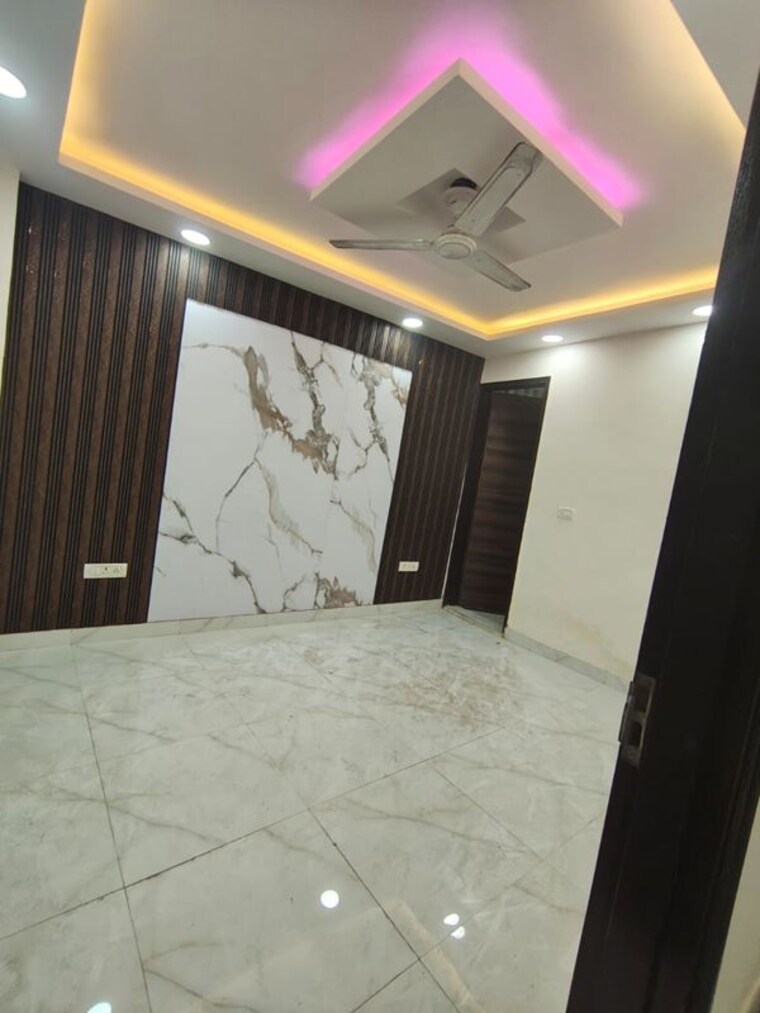 Bedroom, govindpuri 3 Bedroom 100 Sq.Yd. Builder Floor In Govindpuri Delhi 9794700