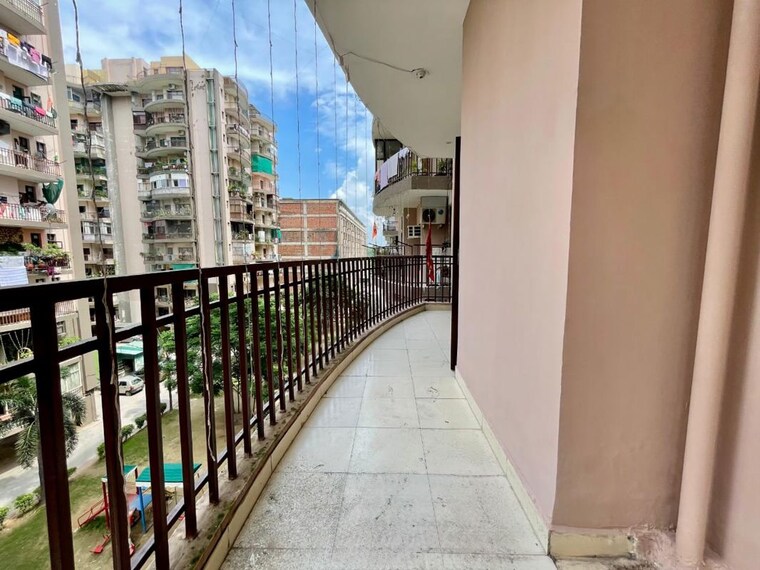 Balcony, dhakoli 3 Bedroom 1800 Sq.Ft. Builder Floor In Dhakoli Zirakpur 9794703