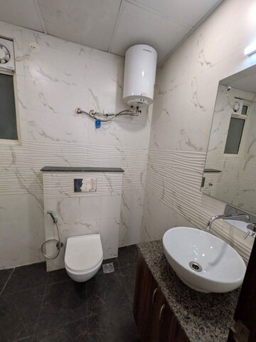 Bathroom in 3 BHK Apartment at M3M Sky City, Sector 65 – for Sale