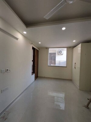 Building Lobby in 3 BHK Apartment at M3M Sky City, Sector 65 – for Sale