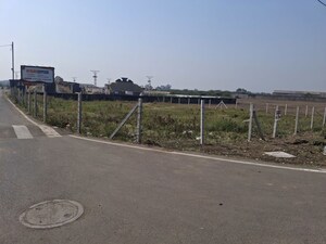  Plot For Sale in Dumas