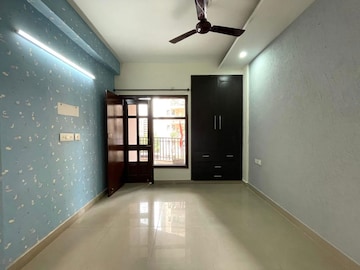 Room in 3 BHK Builder Floor at Dhakoli – for Rent