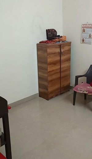Furnished Amenities in 2 BHK Builder Floor at West Patel Nagar – for Sale
