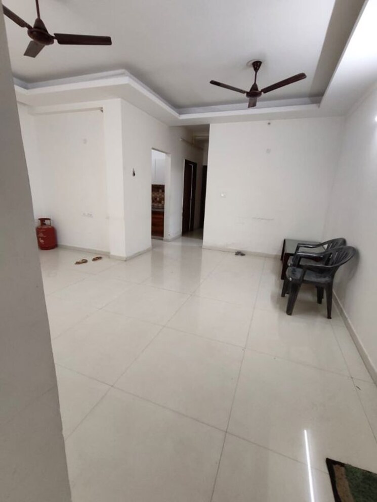 Room, omaxe-lake 3 Bedroom 2200 Sq.Ft. Apartment In North Mullanpur Chandigarh 9794720