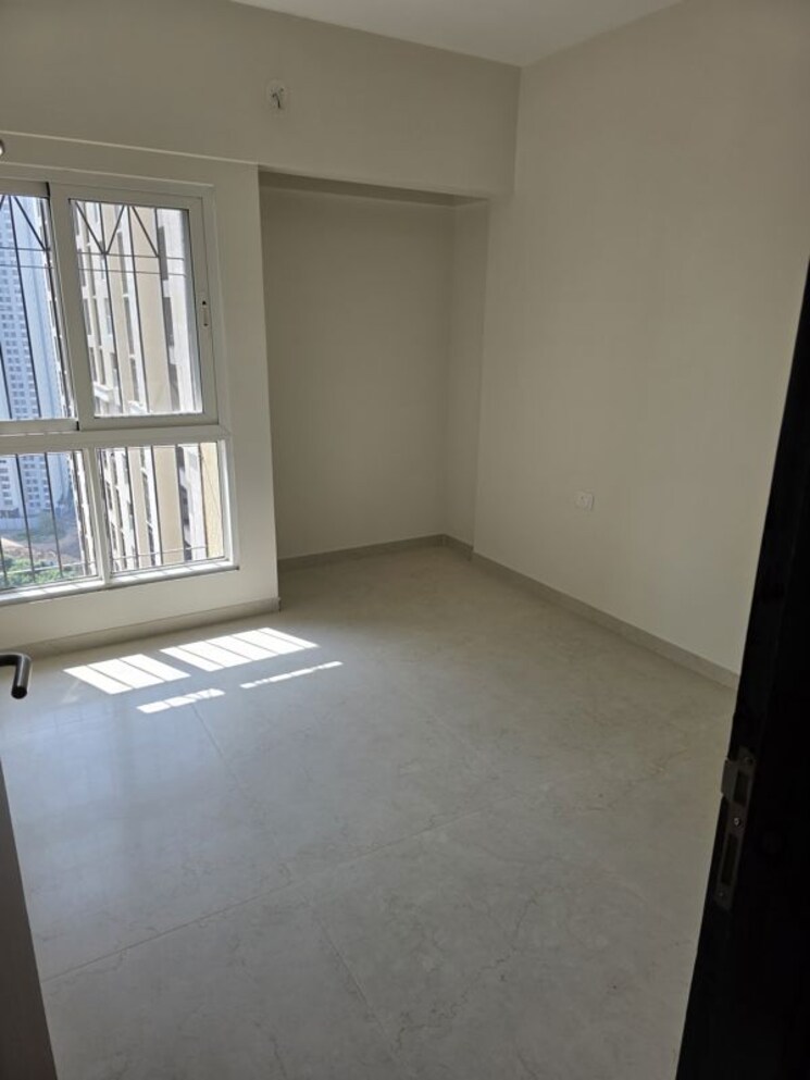 Room, dosti-west-county 2 Bedroom 713 Sq.Ft. Apartment In Balkum Pada Thane 9794761