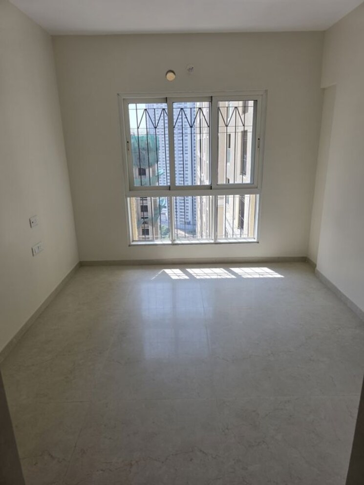 Room, dosti-west-county 2 Bedroom 713 Sq.Ft. Apartment In Balkum Pada Thane 9794761