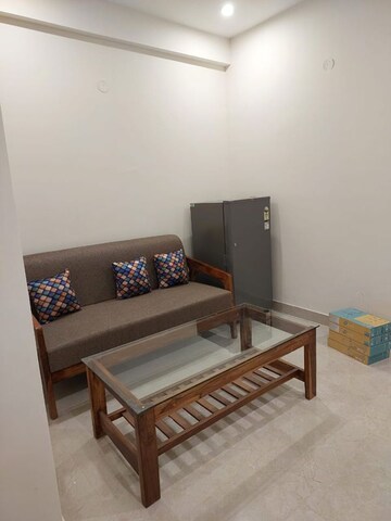 Bedroom in 1 BHK Builder Floor at Sector 42 – for Rent