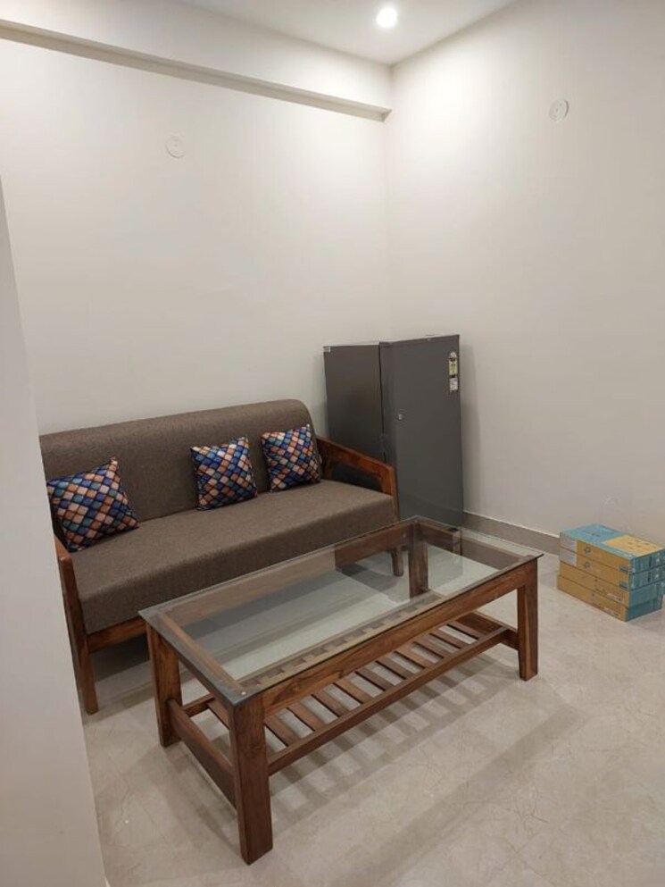 Bedroom, sector 42 1 Bedroom 875 Sq.Ft. Builder Floor In Sector 42 Gurgaon 9794780