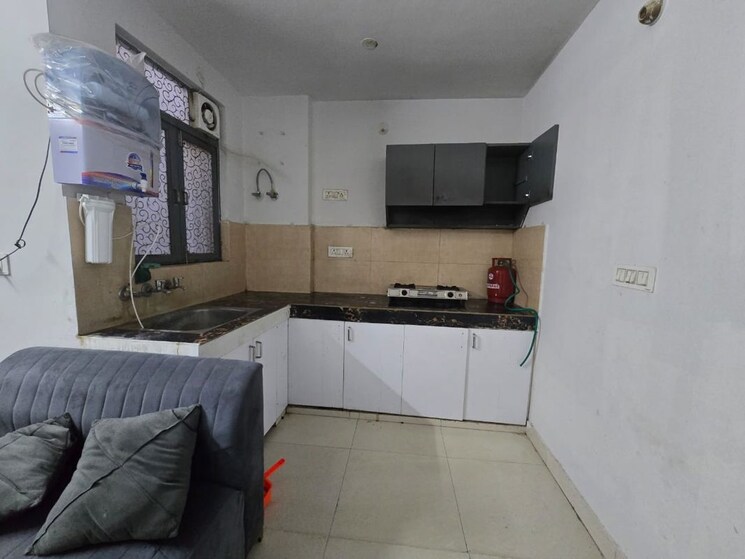 Kitchen, saket 1 Bedroom 400 Sq.Ft. Builder Floor In Saket Delhi 9794790