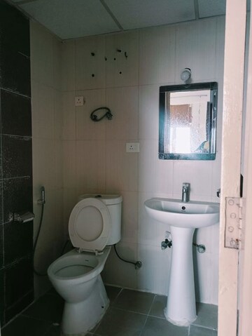 Bathroom in 2 BHK Apartment at Supertech Cape Town, Sector 74 – for Rent